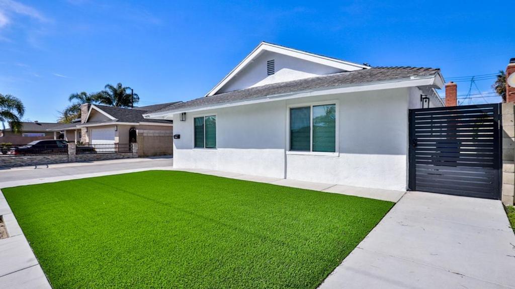 H&H Modern Lux 4Bd 1 King Suite 3 Queen Socal Disney Уестминстър Екстериор снимка