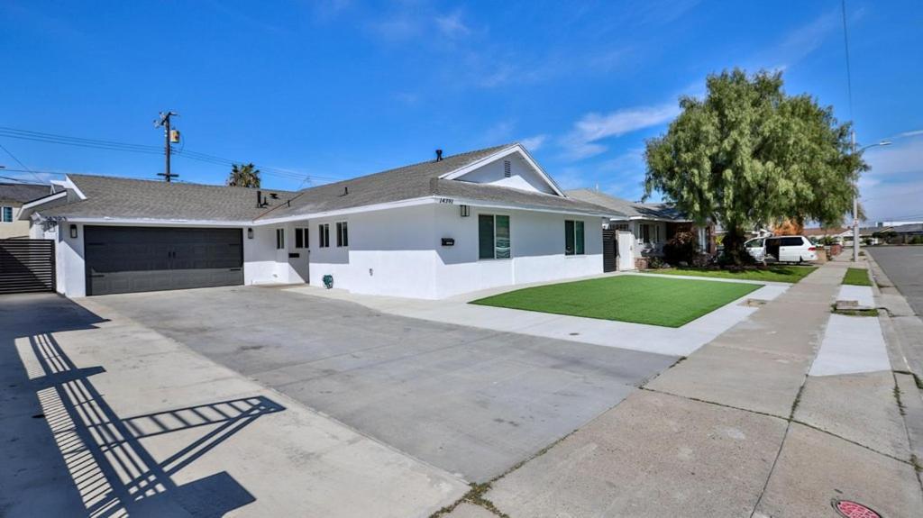 H&H Modern Lux 4Bd 1 King Suite 3 Queen Socal Disney Уестминстър Екстериор снимка