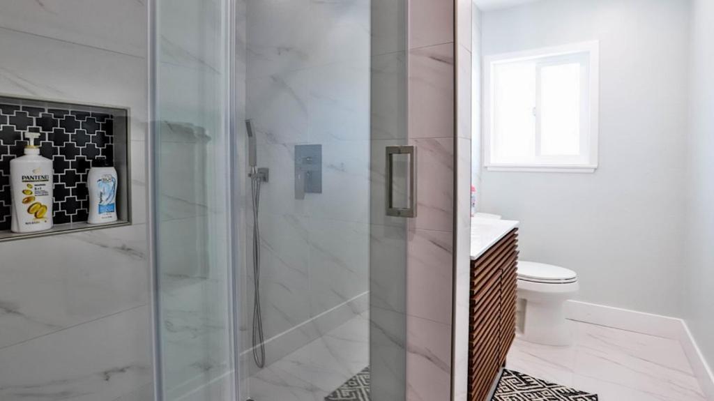 H&H Modern Lux 4Bd 1 King Suite 3 Queen Socal Disney Уестминстър Екстериор снимка